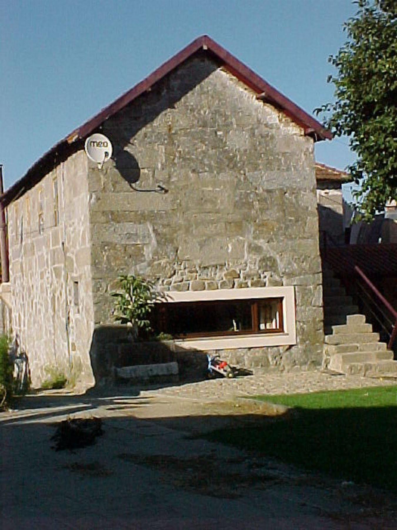 Stone Farm Hostal *